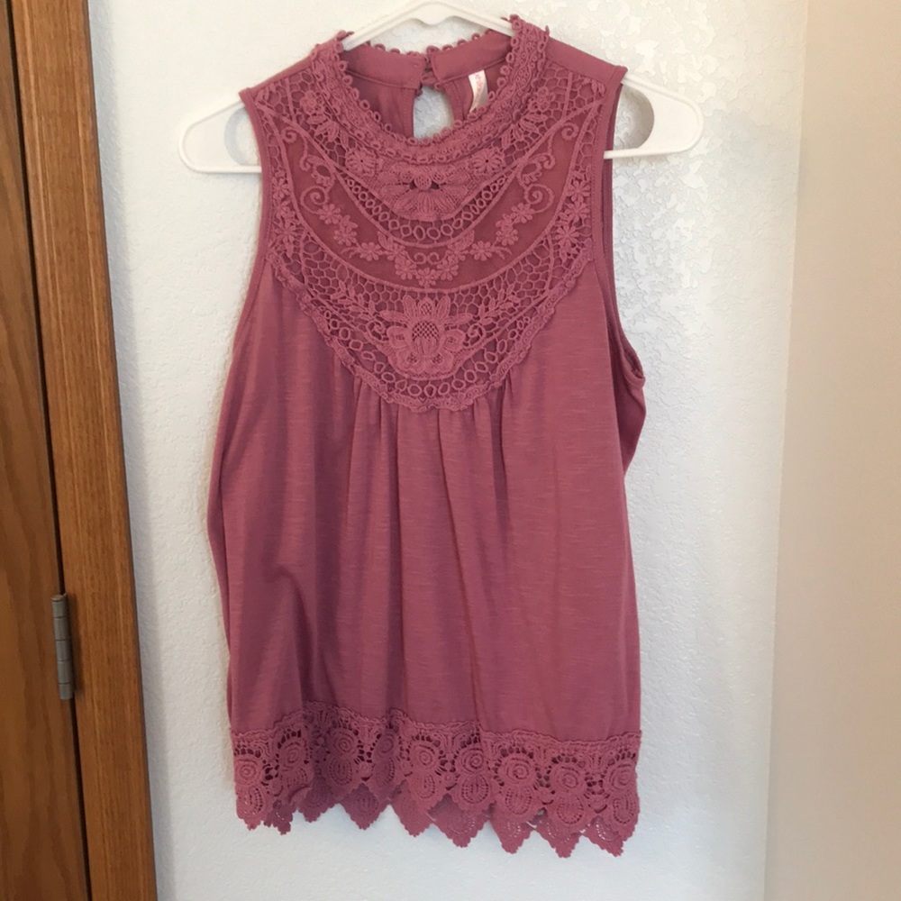 Xhilaration tank top